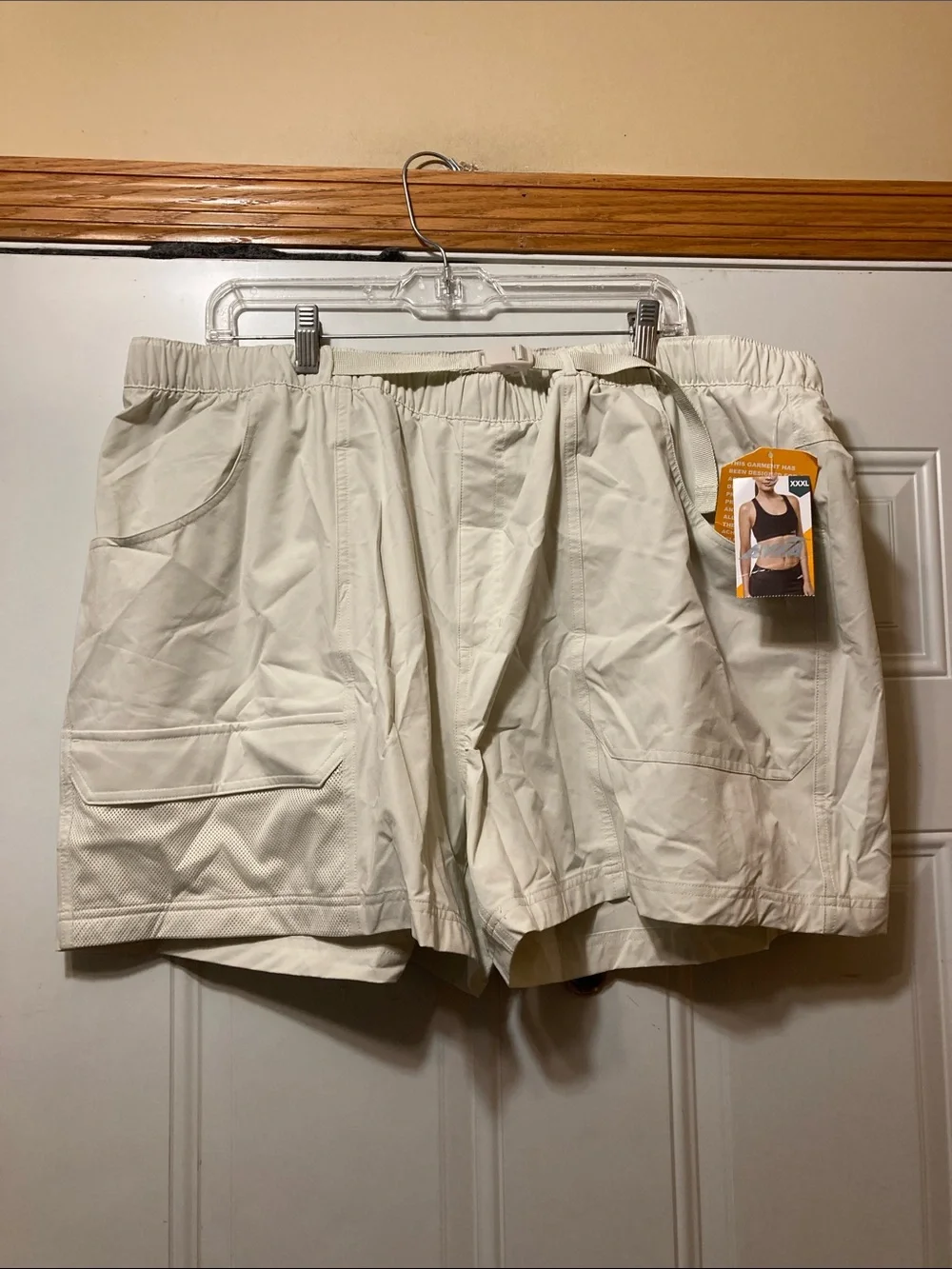 Avia Cream Shorts‎ XXXL NWT
